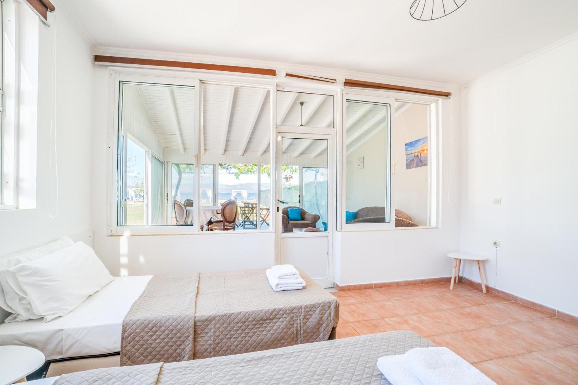 Sandy Beach Houses - Sea View Kávos Eksteriør bilde