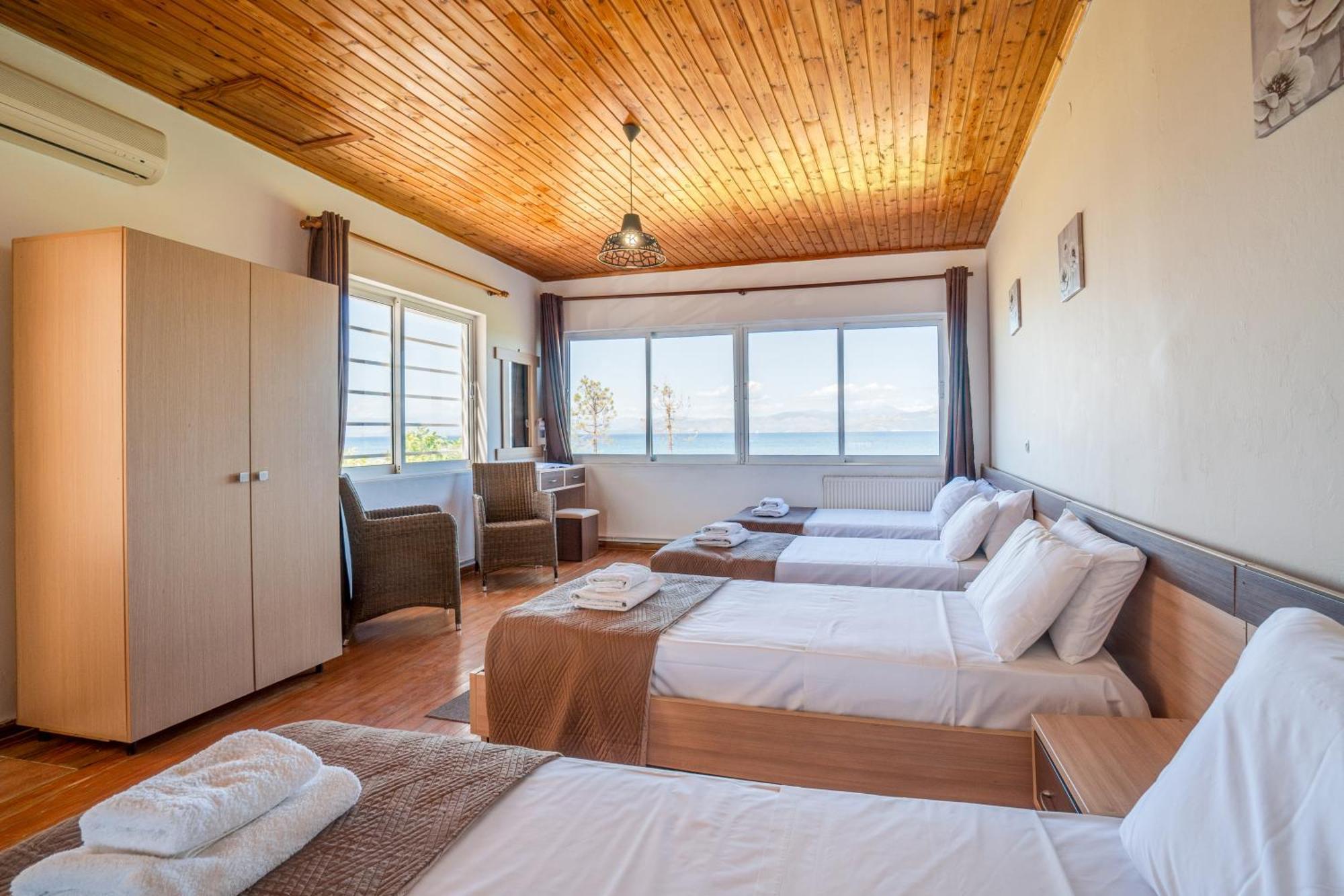 Sandy Beach Houses - Sea View Kávos Eksteriør bilde